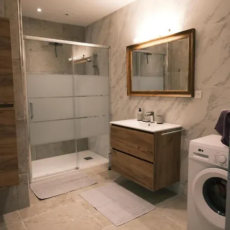 Neuf De 3 Pièces, Au Rez à